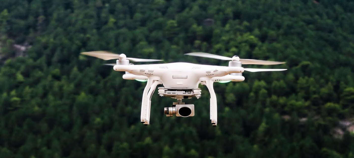 Teknologi Drone Terbang Mengubah Banyak Sektor Kehidupan