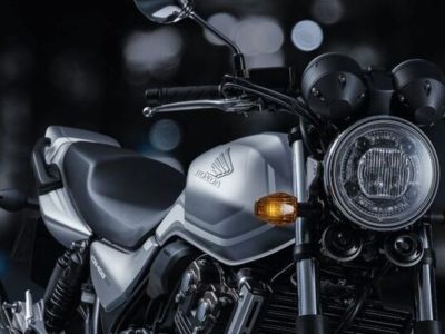 CB400 2025 Datang: Klasik Tapi Tech-nya Bikin Melongo