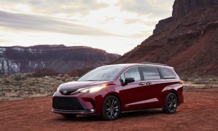 Toyota Sienna 2026 Hadir Dengan Teknologi Hybrid Tercanggih