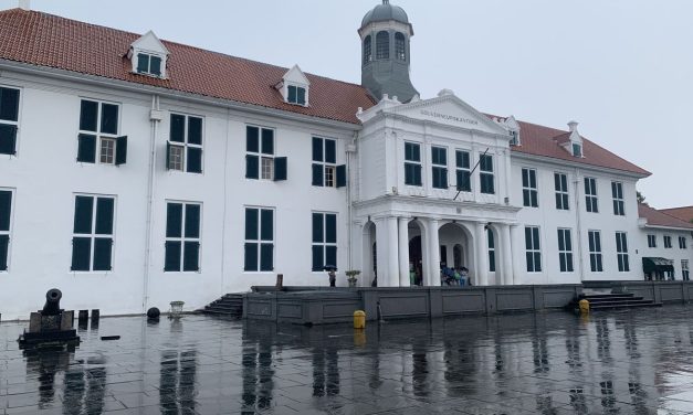 Efek Lisa Blackpink: Kota Tua Jakarta Kembali Di Buka!