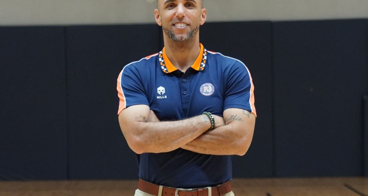 David Singleton Resmi Tukangi Pelita Jaya, Rangkap Jabatan!