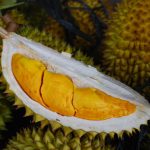 Bahaya Terlalu Banyak Makan Durian Bagi Kesehatan