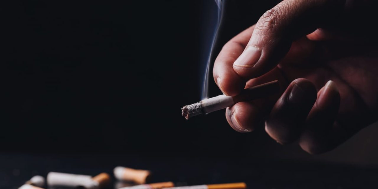 Kecil Tapi Merusak, Ini 3 Bahaya Tersembunyi Puntung Rokok