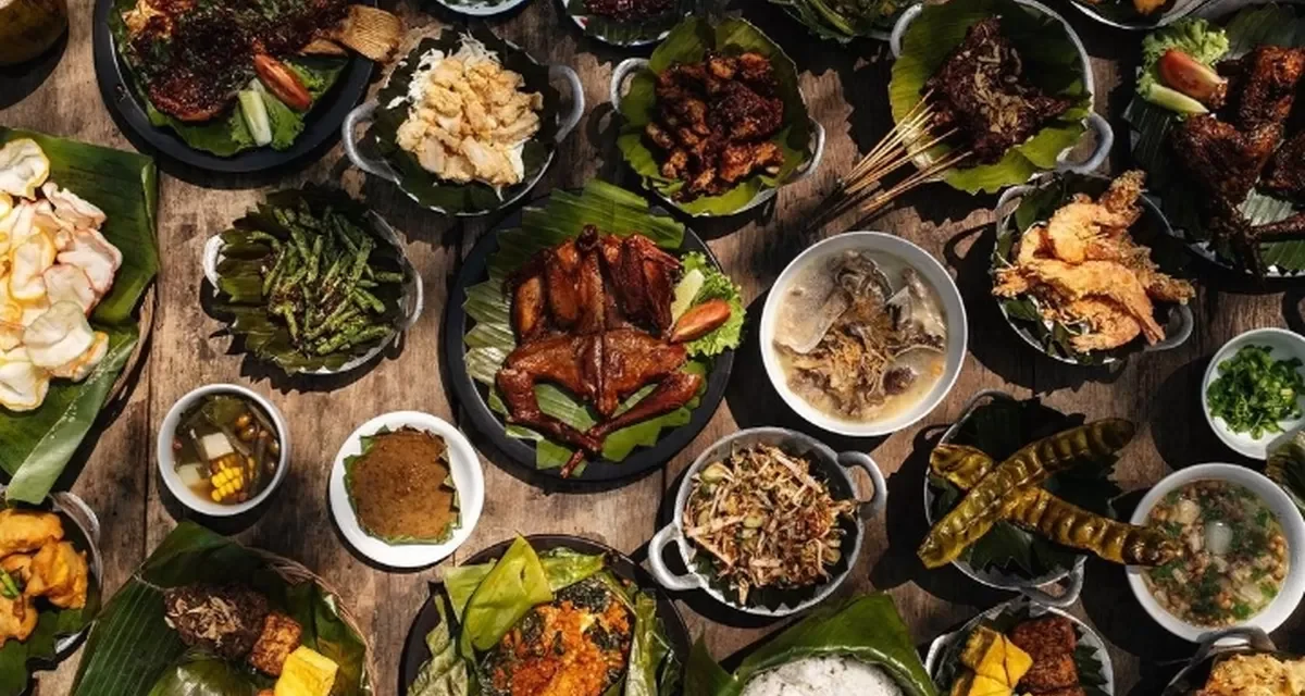 Rahasia Kelezatan Kuliner Sunda Yang Kaya Lalapan